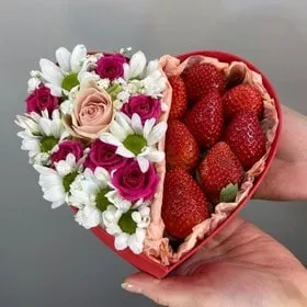 Цветочные композиции от 900 рублей