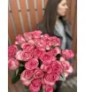 Букет из 25 роз «Карусель» 2