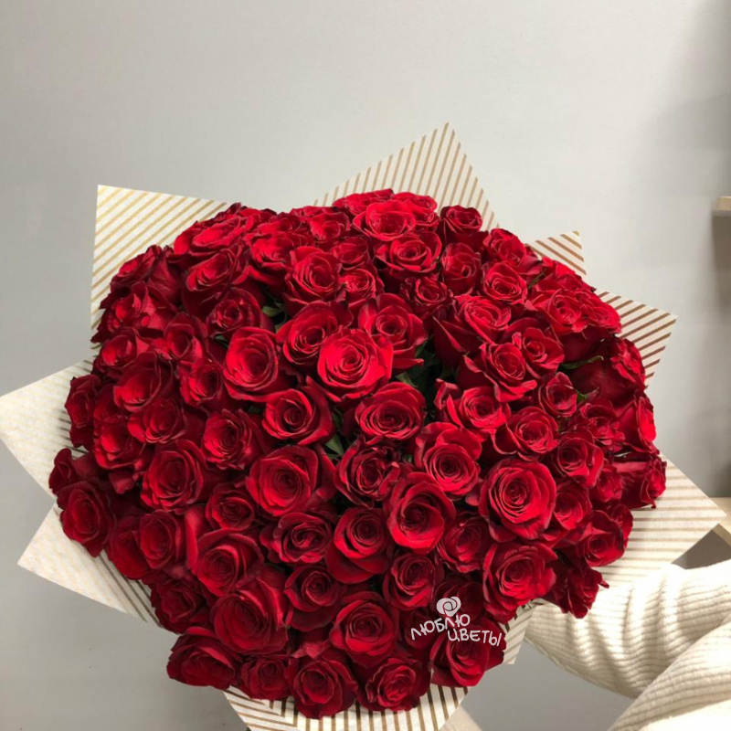 Букет из 101 красной розы «Дикая страсть» 1