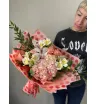 Букет с гортензией «Оранжевое лето»