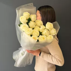 Букет из белых роз «Венеция» в Красноярске