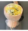 Сборный букет &laquo;Кулёк радости&raquo;