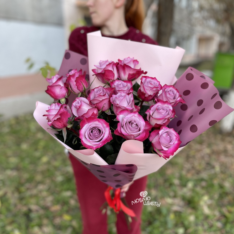 Букет из 15 фиолетовых роз «Фиолетовое настроение» 1