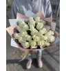 Букет из 25 белых роз «Белая дымка»