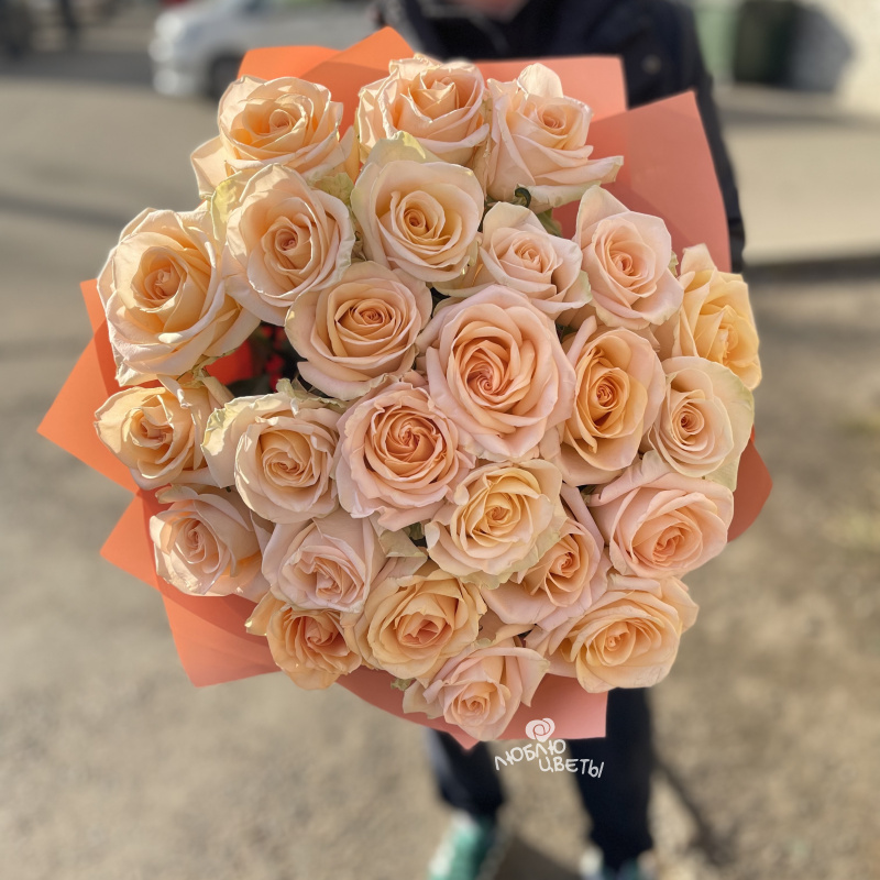 Букет из 25 персиковых роз &quot;Трепетная любовь&quot; 1