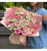 Букет из роз и эустом  «Трепетная любовь»
