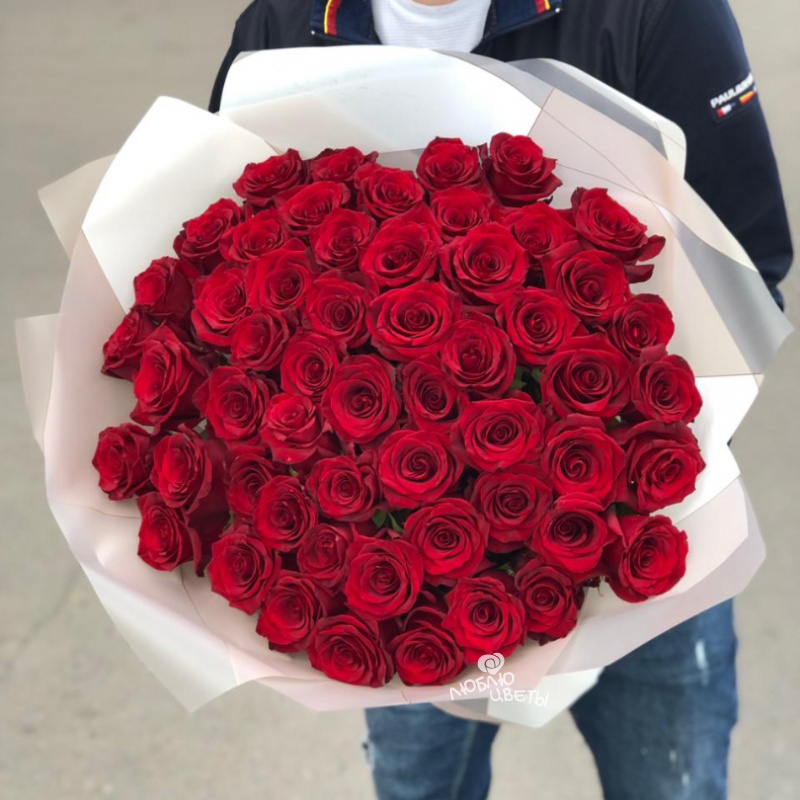 Букет красных роз «Откровение»