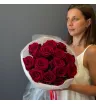 Букет из 15 красных роз «Красный бархат» 2