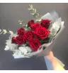 Букет из красных роз «Изящность»