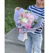Букет с пионами и гортензией «Пылкая любовь» 4