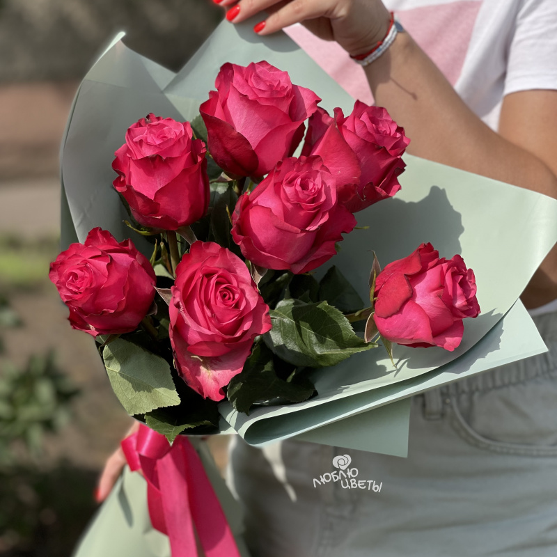 Букет с розами «Розалия»