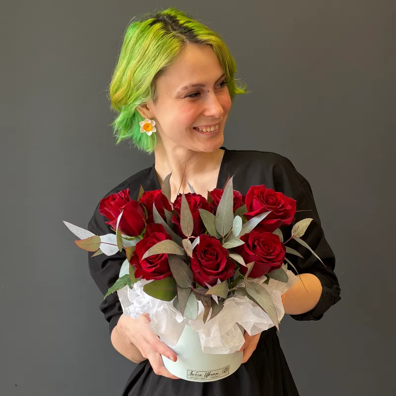 Красная Роза в коробке &laquo;Незыблемая фантазия&raquo;