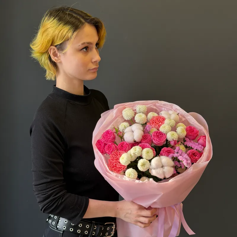 Сборный букет &laquo;Рассвет в Милане&raquo;