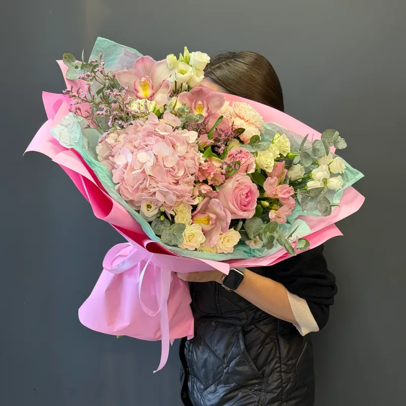 Сборный букет &laquo;Розовый фламинго&raquo;