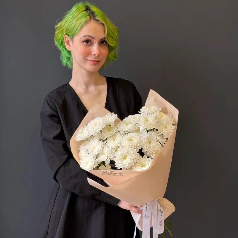 Букет хризантем &laquo;Жемчужина красоты&raquo;