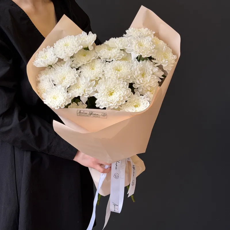 Букет хризантем &laquo;Жемчужина красоты&raquo;