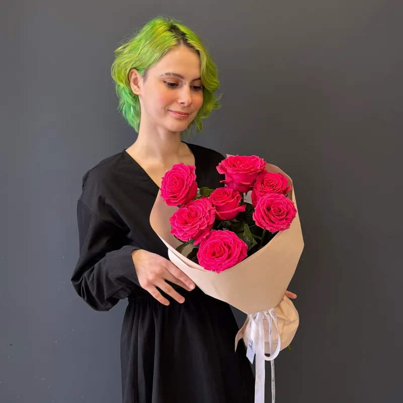 Букет с розами &laquo;Розалия&raquo;